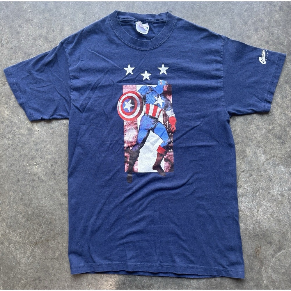 Vintage 2002 Marvel Captain America Hanes Graphitti Comic T Shirt Size Medium